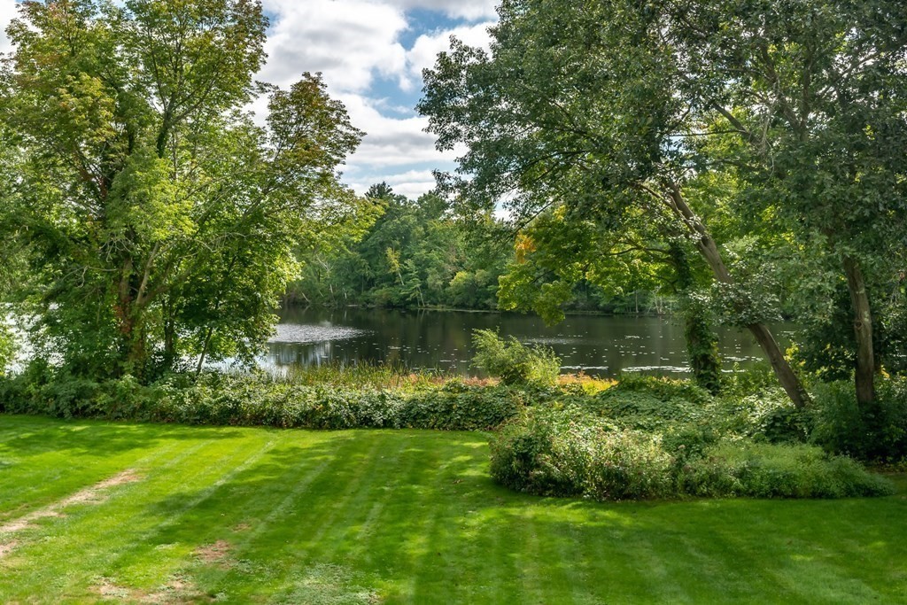232 Salem End Road Framingham, MA 01702 - Photo 28 of 32 Gallery Image 28