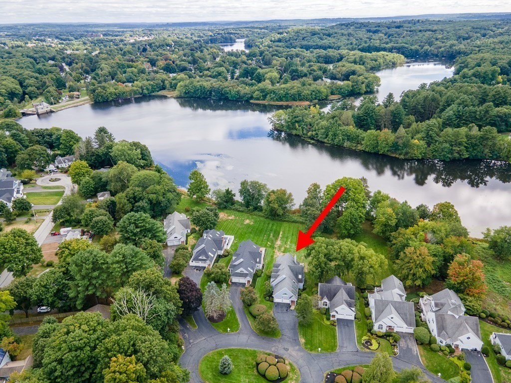232 Salem End Road Framingham, MA 01702 - Photo 3 of 32 Gallery Image 3