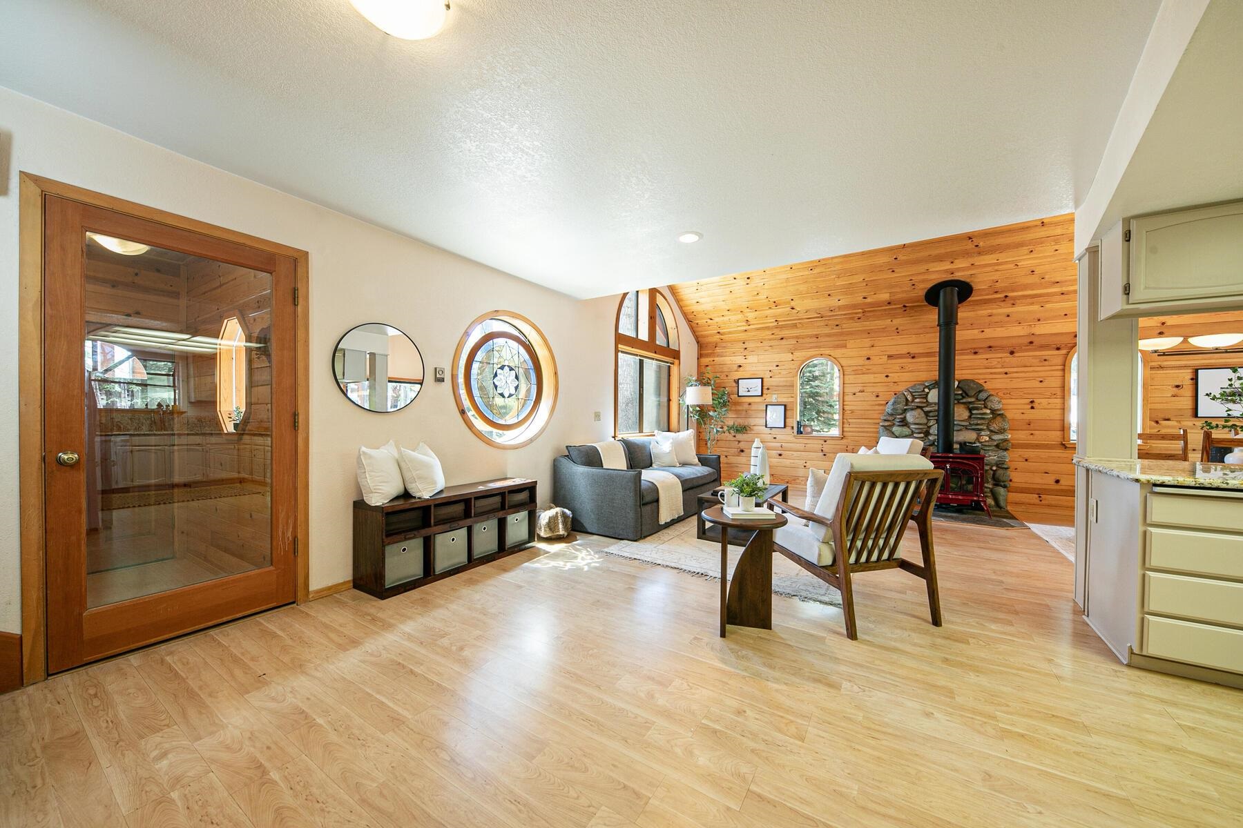 13515 Ski View Loop Truckee, CA 96161 - Photo 17 of 28 a view of a livingroom with furniture and window