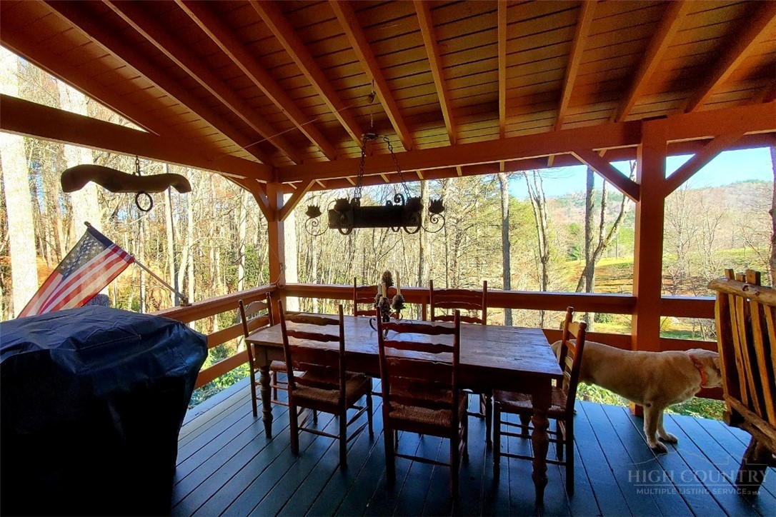 270 Bentley Road Sugar Grove, NC 28679 - Photo 6 of 47