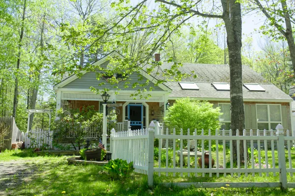 $599,000 | 12 Country Lane, South Thomaston, ME 04858