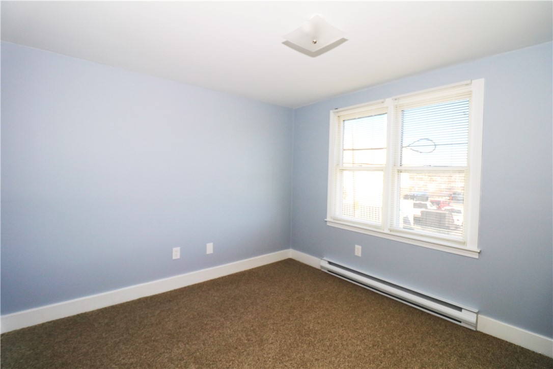 16 Race Street, Unit 2 Middletown, RI 02842 - Photo 23 of 26