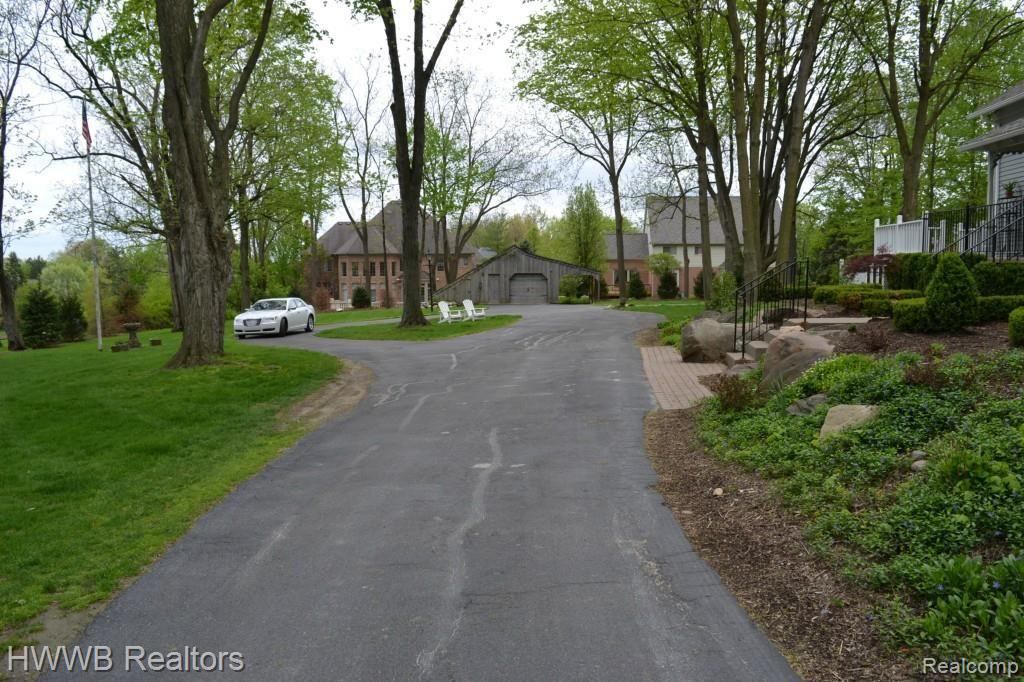 1481 Dutton Road Rochester Hills, MI 48306 - Photo 46 of 55