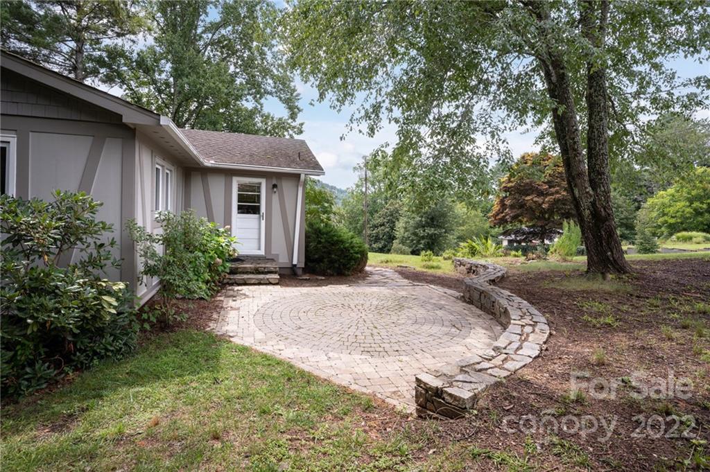 69 Gibson Road Asheville, NC 28804 - Photo 27 of 30 Gallery Image 27