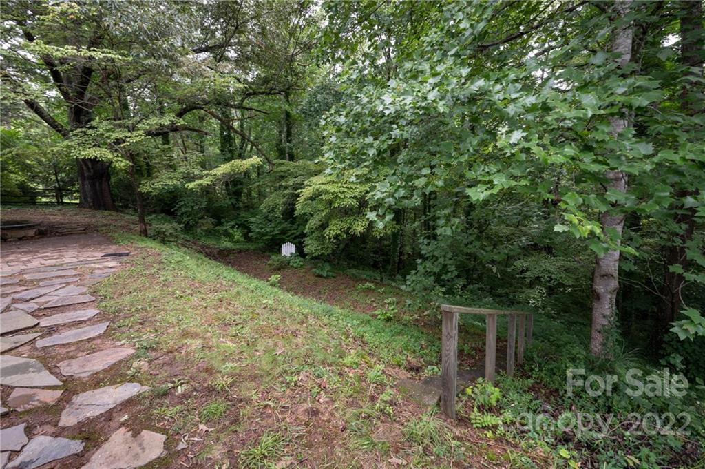 69 Gibson Road Asheville, NC 28804 - Photo 28 of 30 Gallery Image 28