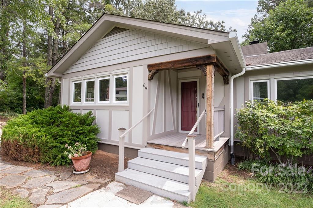 69 Gibson Road Asheville, NC 28804 - Photo 4 of 30 Gallery Image 4