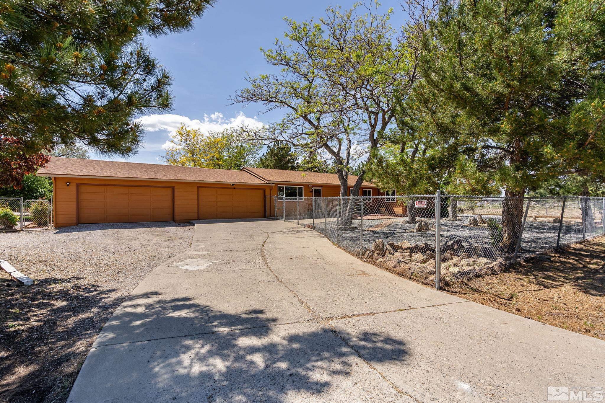 15781 Fawn Lane Reno, NV 89511 - Photo 2 of 40 Photo 2