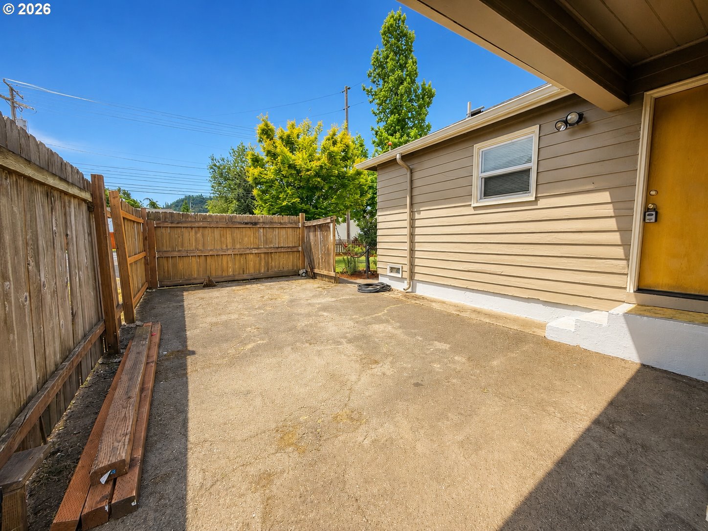 1664 Main Street Springfield, OR 97477 - Photo 4 of 17