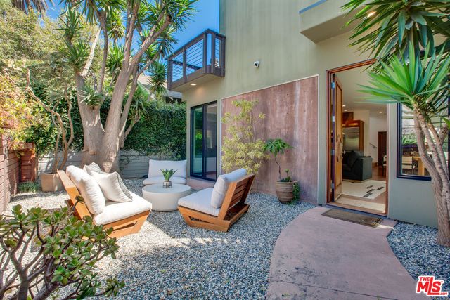 a view of outdoor space yard and patio