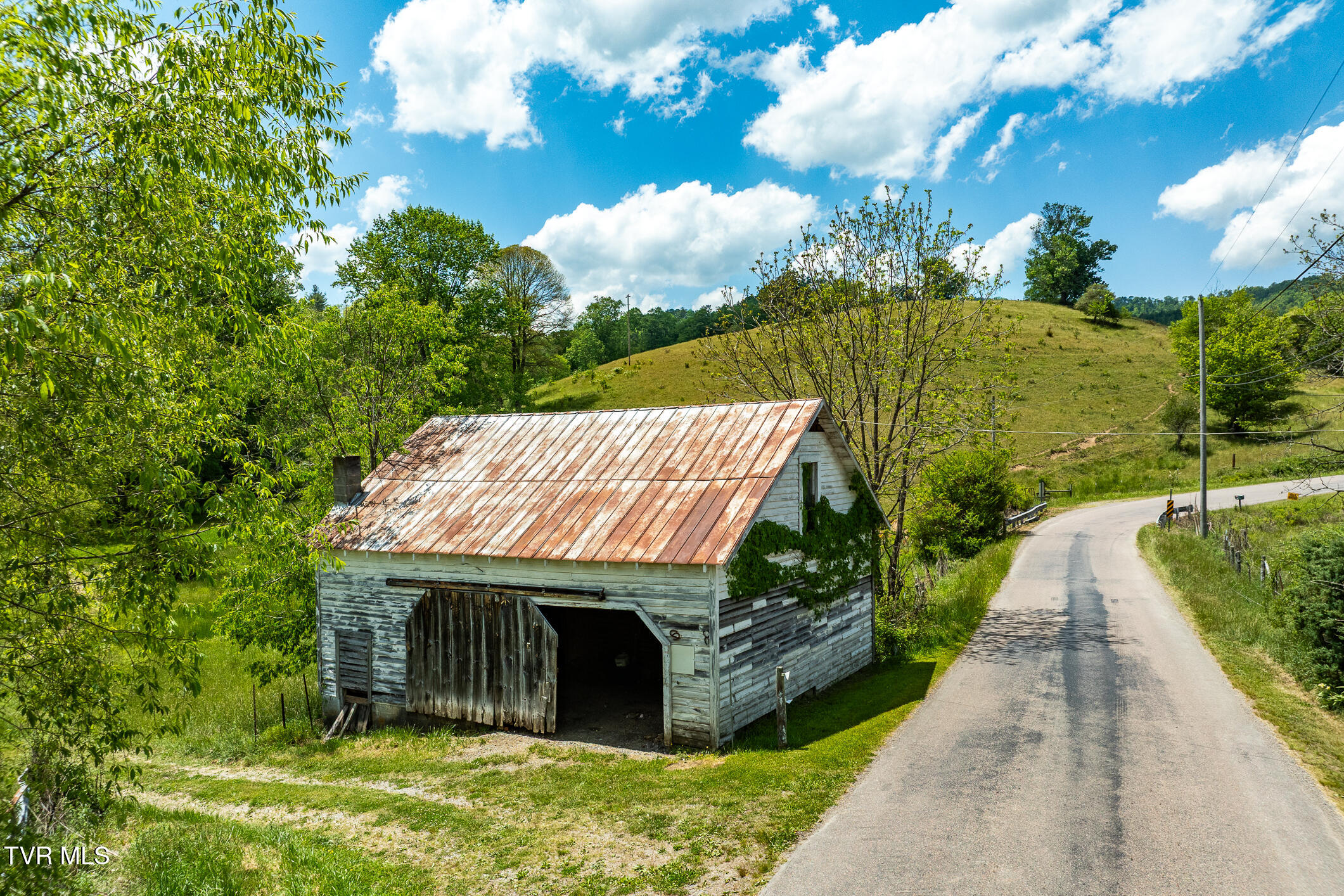 2 Rd Mountain Mountain City, TN 37683 - Photo 28 of 37 856 Shingletown Road (24 of 91)