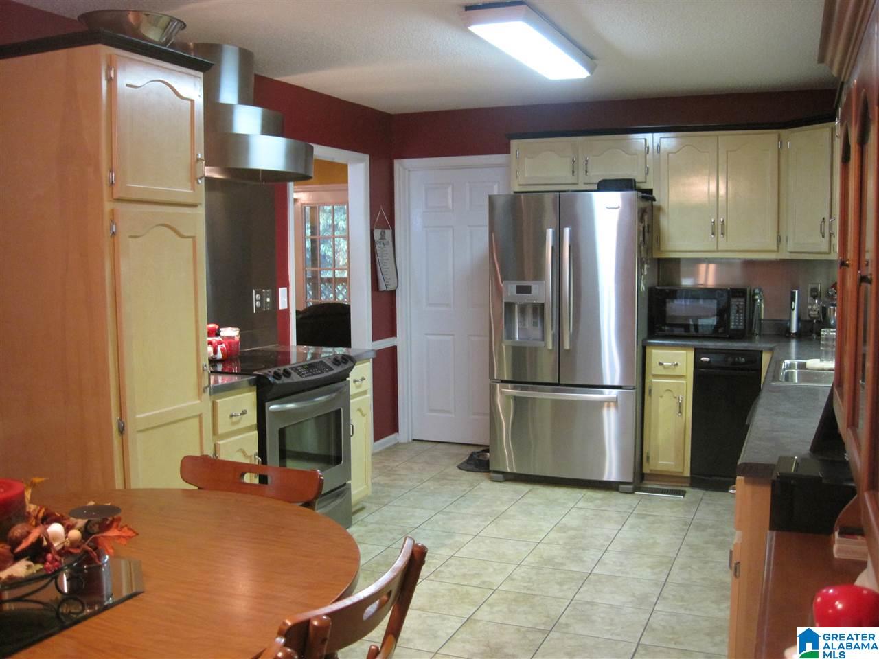 8705 Timber Lane Kimberly, AL 35091 - Photo 11 of 32
