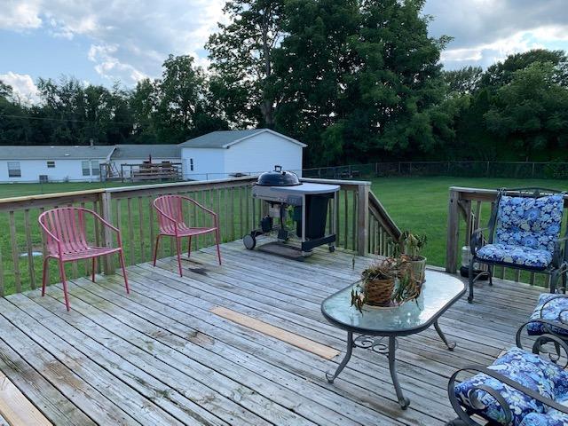 1568 Eagle Ridge Road La Porte, IN 46350 - Photo 28 of 37 640x480