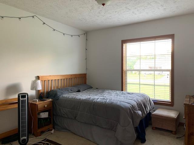 1568 Eagle Ridge Road La Porte, IN 46350 - Photo 7 of 37 640x480