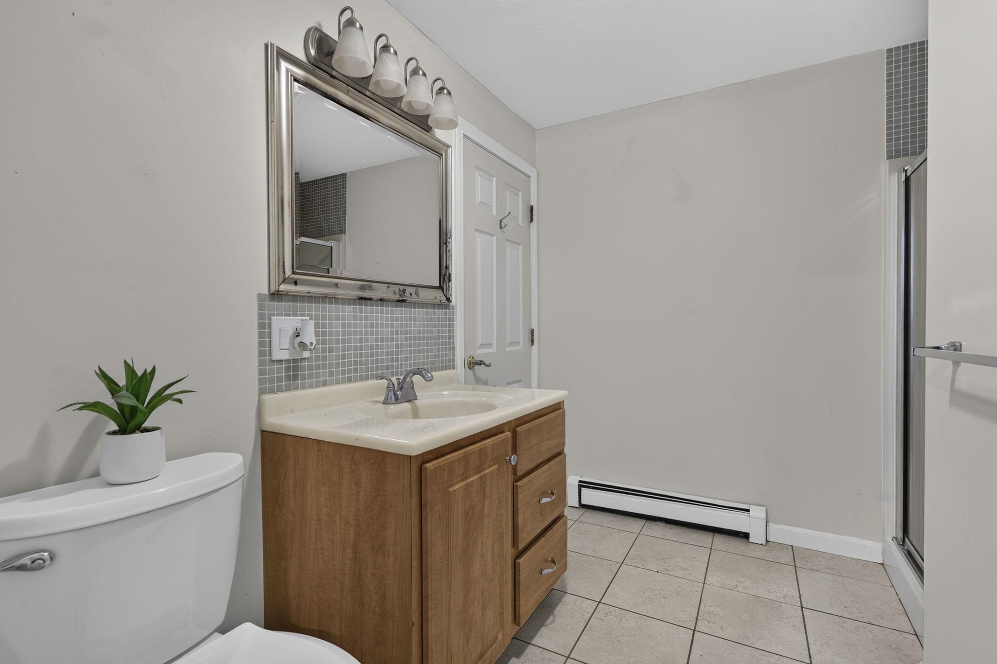 12 Ryan Road, Unit B Goffstown, NH 03045 - Photo 22 of 60