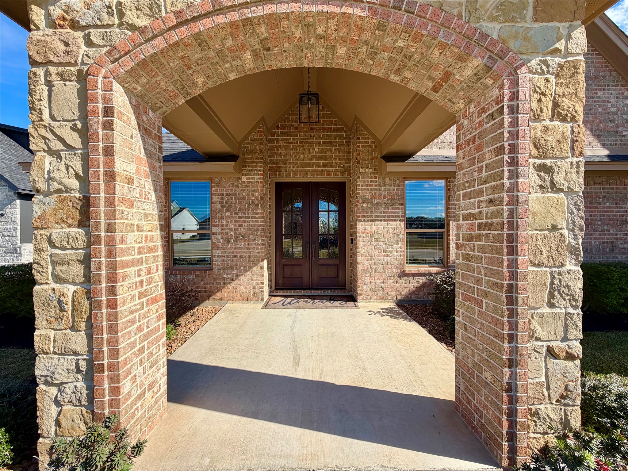 838 Oak Ridge Drive Angleton, TX 77515 - Photo 2 of 49 a view of entryway with a front door