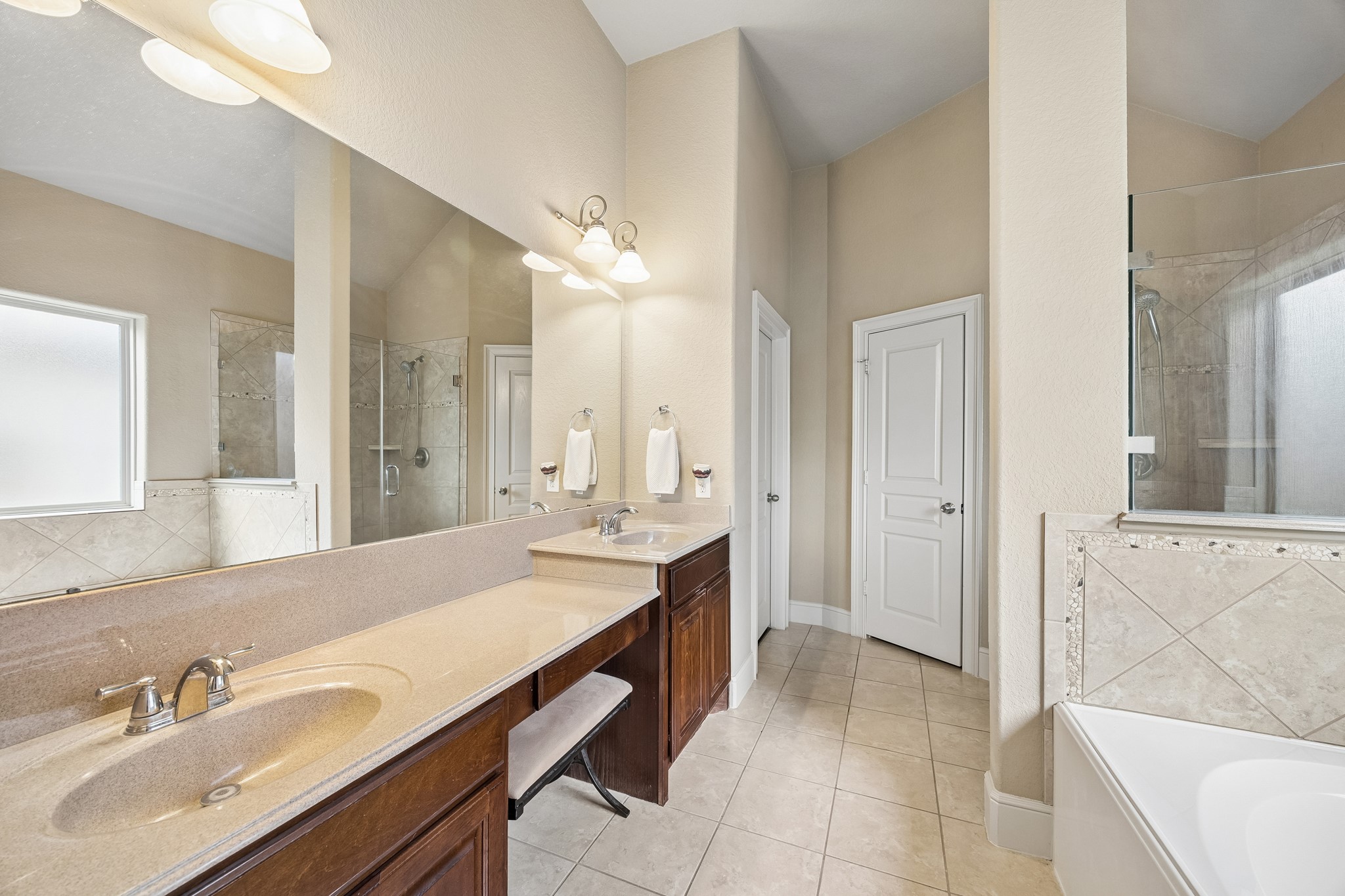 14 Tallgrass Way Spring, TX 77389 - Photo 22 of 31 Another view of primary bathroom