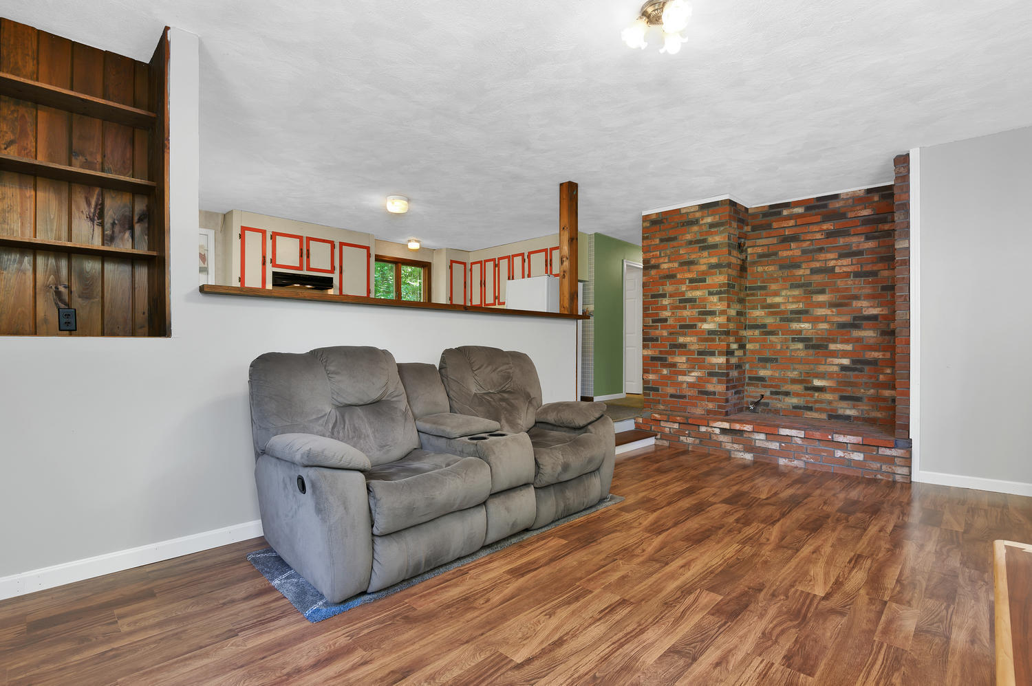 162 Egypt Road Raymond, ME 04071 - Photo 5 of 35 162 Egypt Rd Raymond ME 04071-large-005-