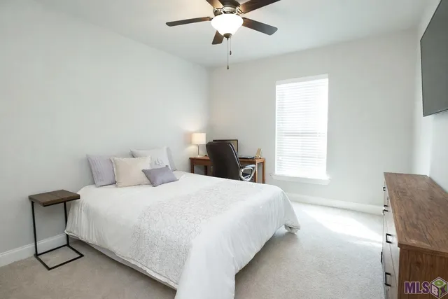 $349,000 | 359 Royal Oak Blvd., Thibodaux, LA 70301