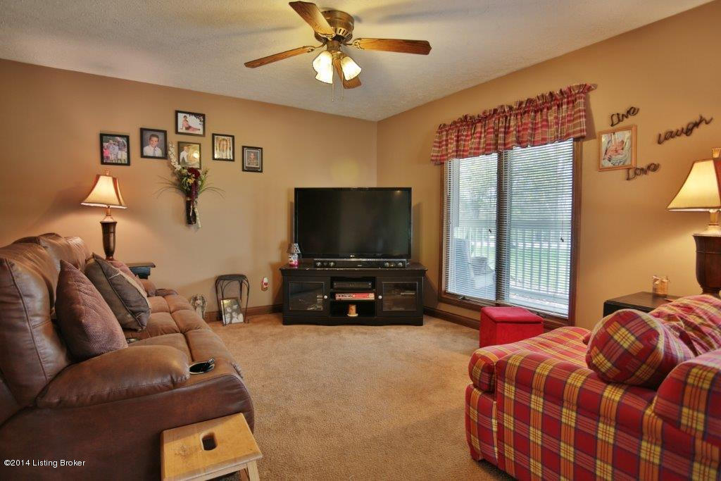 492 Cedar Ridge Road Mount Washington, KY 40047 - Photo 17 of 48 JI0A5449