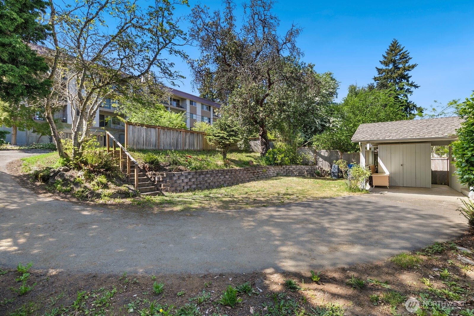 11218 35th Avenue Southwest Seattle, WA 98146 - Photo 23 of 36