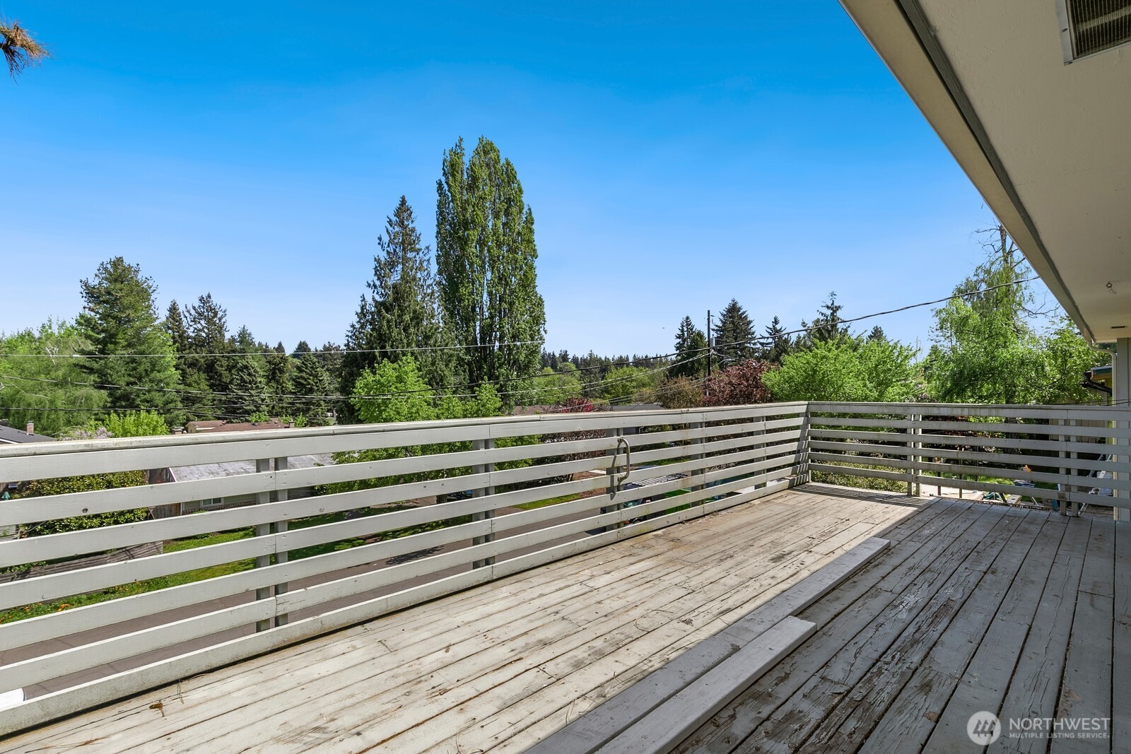 11218 35th Avenue Southwest Seattle, WA 98146 - Photo 24 of 36