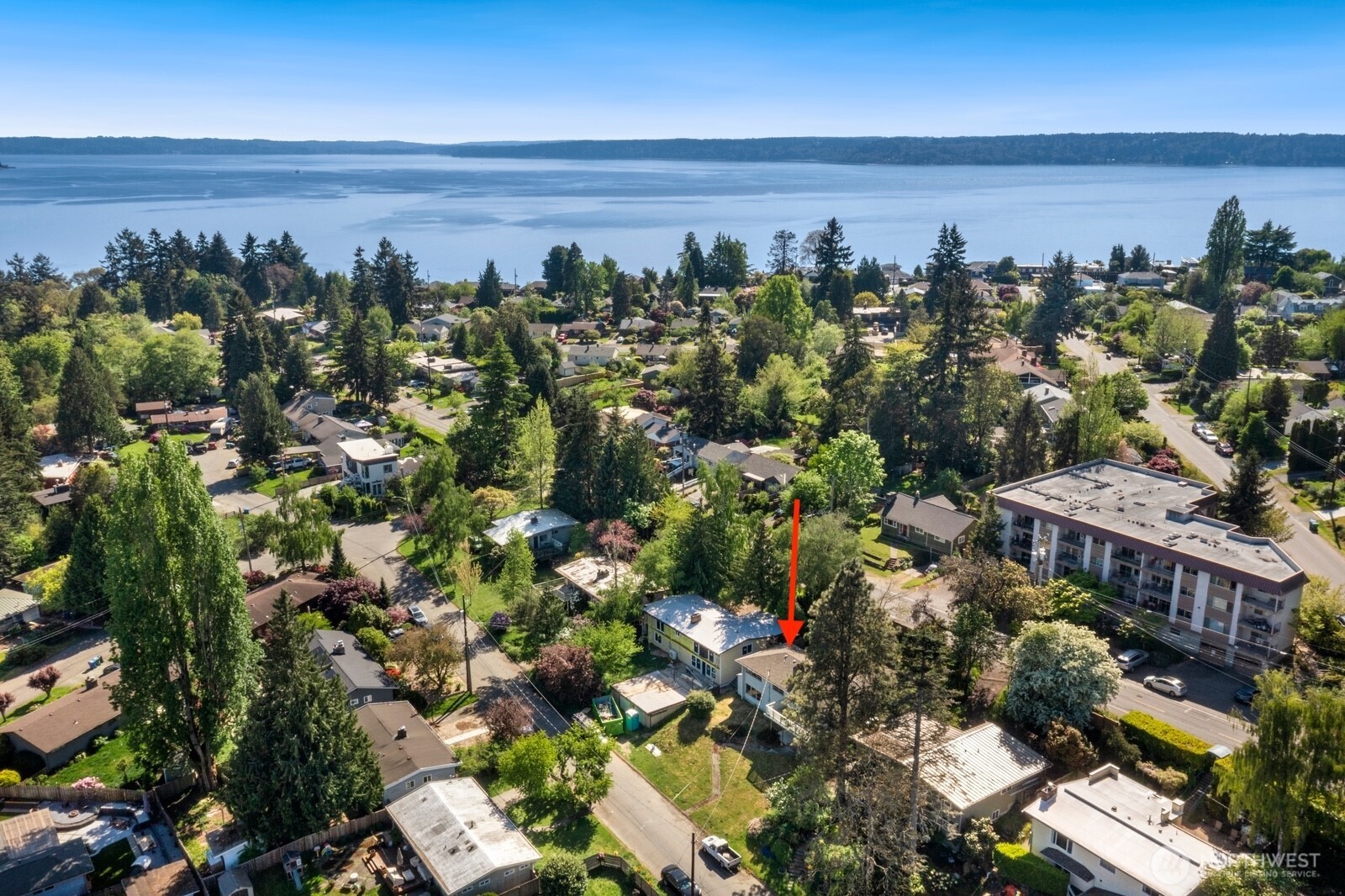 11218 35th Avenue Southwest Seattle, WA 98146 - Photo 29 of 36