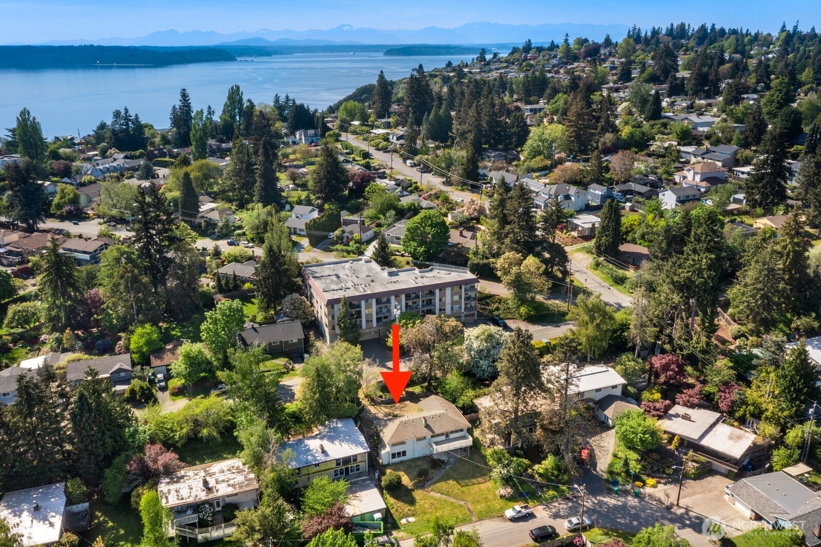 11218 35th Avenue Southwest Seattle, WA 98146 - Photo 35 of 36
