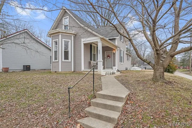 $140,000 | 802 North Church Street, Belleville, IL 62220