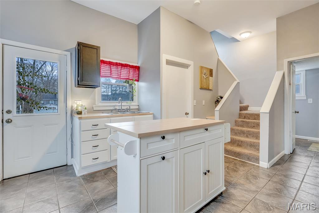 802 North Church Street Belleville, IL 62220 - Photo 14 of 31