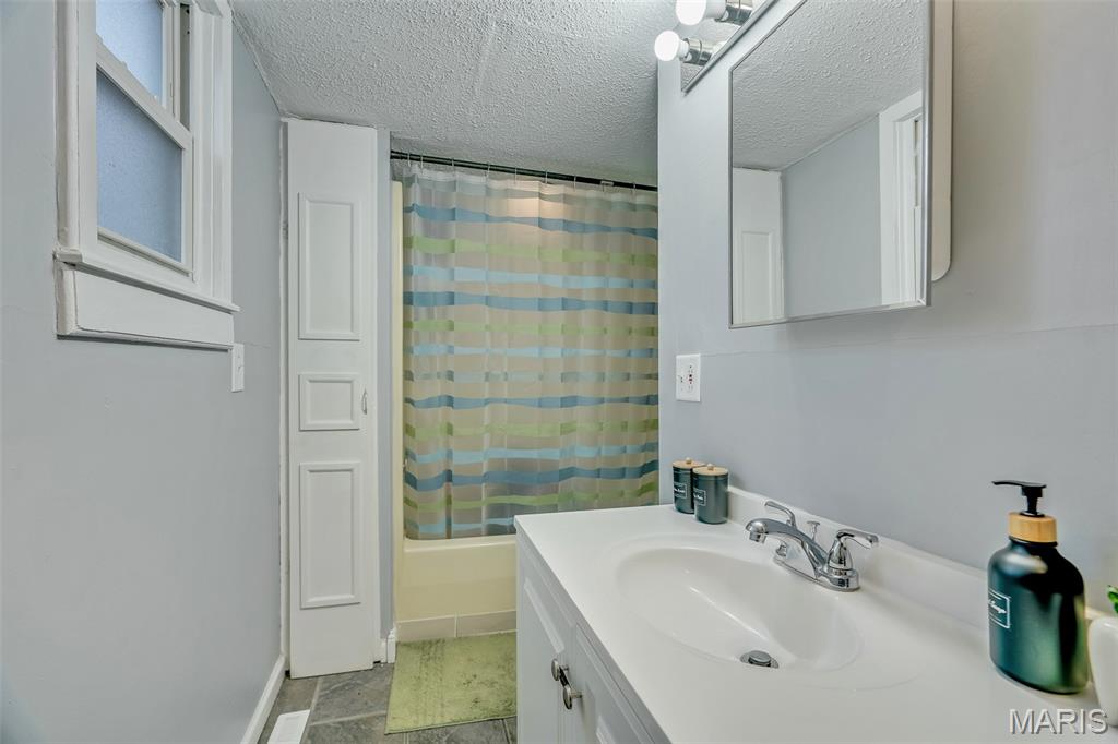 802 North Church Street Belleville, IL 62220 - Photo 22 of 31