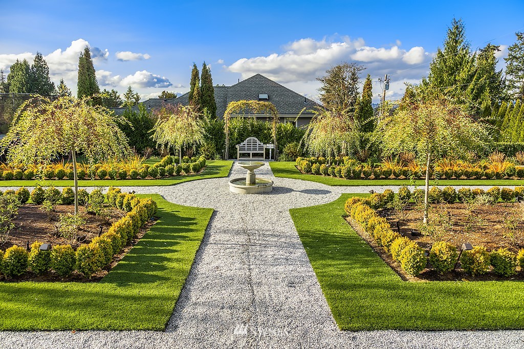 9262 Points Drive Northeast Yarrow Point, WA 98004 - Photo 32 of 40