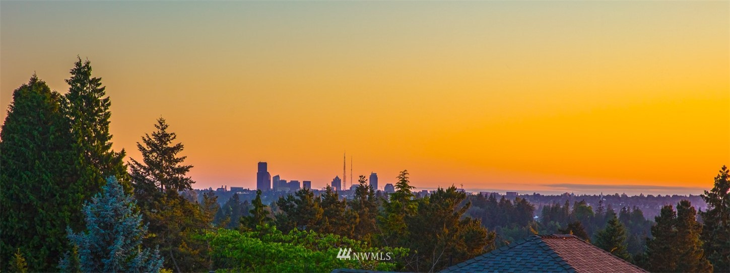 9262 Points Drive Northeast Yarrow Point, WA 98004 - Photo 35 of 40