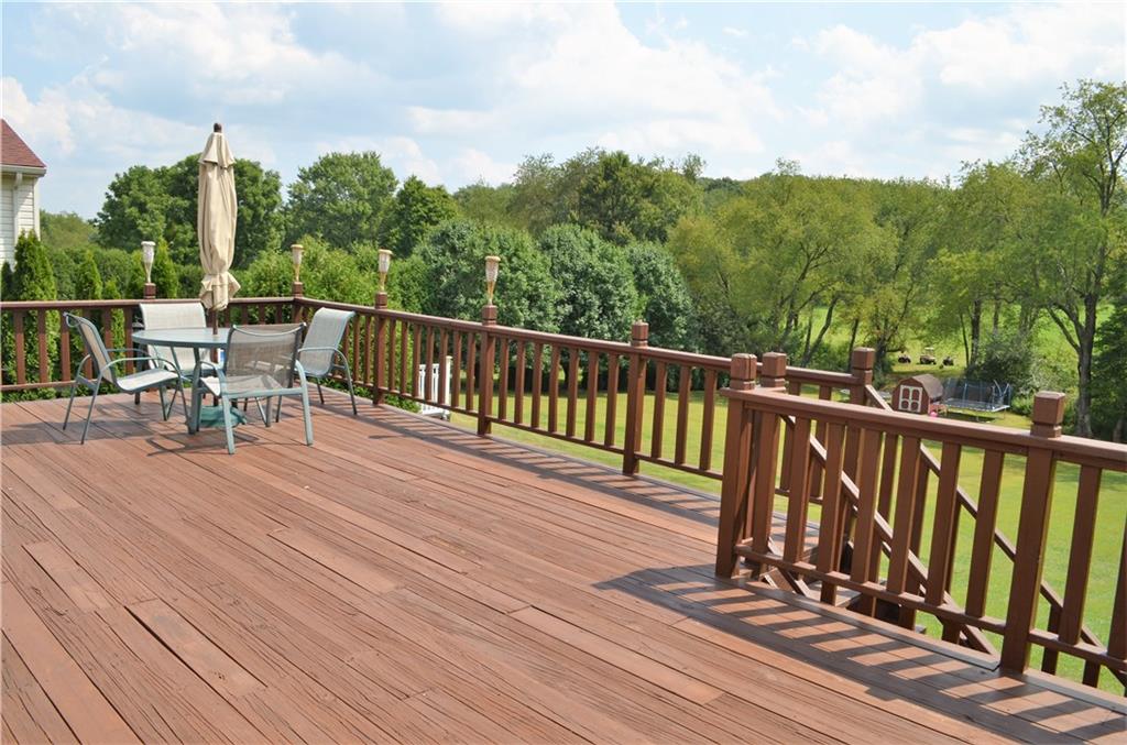 210 Jones Road Cabot, PA 16023 - Photo 22 of 25 Room for everyone!
