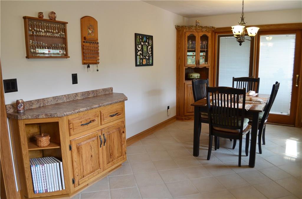 210 Jones Road Cabot, PA 16023 - Photo 7 of 25 Kitchen and dining room are combined for great entertaining space!