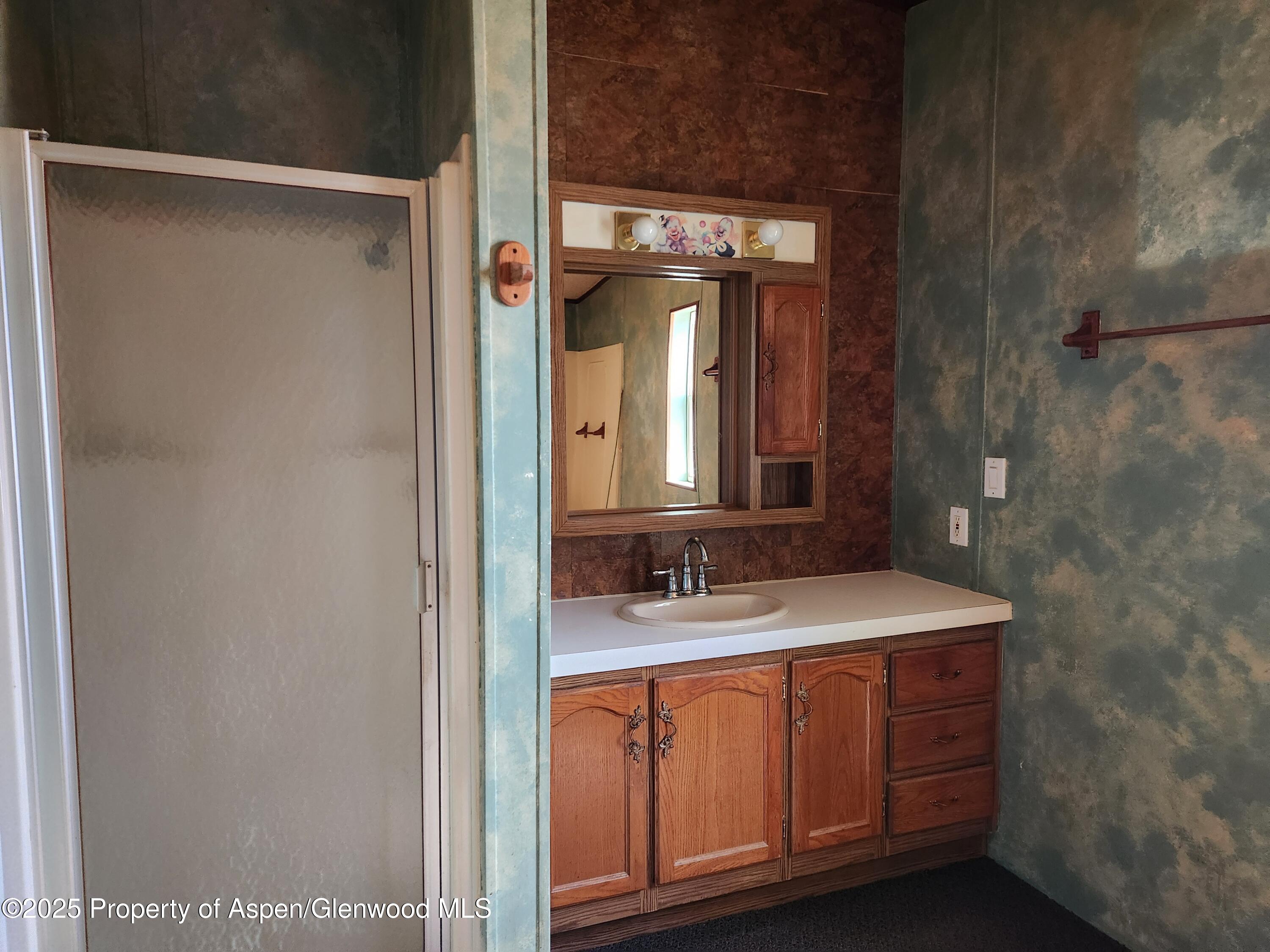 73 Silver Queen Circle Battlement Mesa, CO 81635 - Photo 6 of 13 20250422_102859