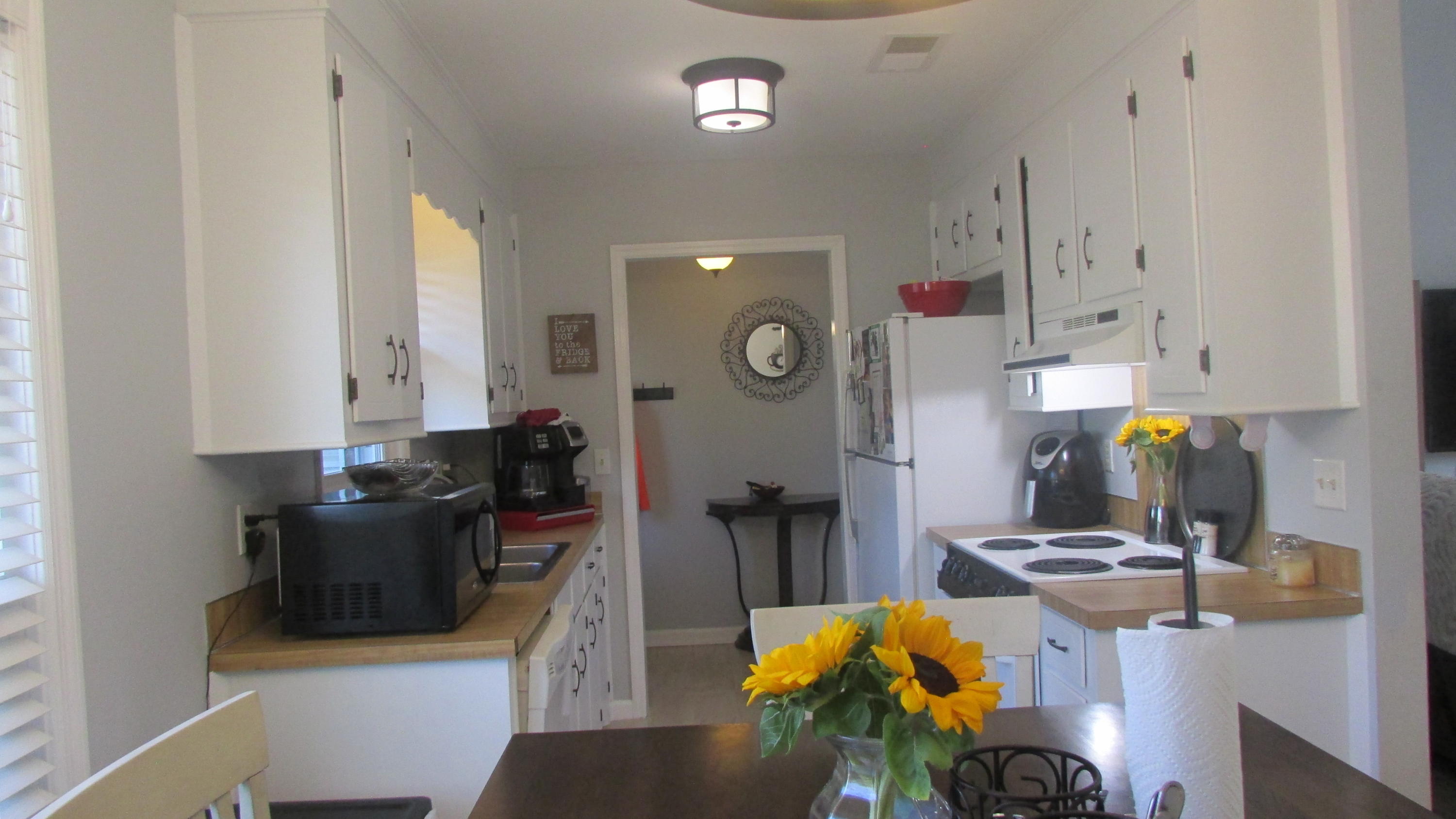 501 Longleaf Road Summerville, SC 29486 - Photo 5 of 25 Kitchen