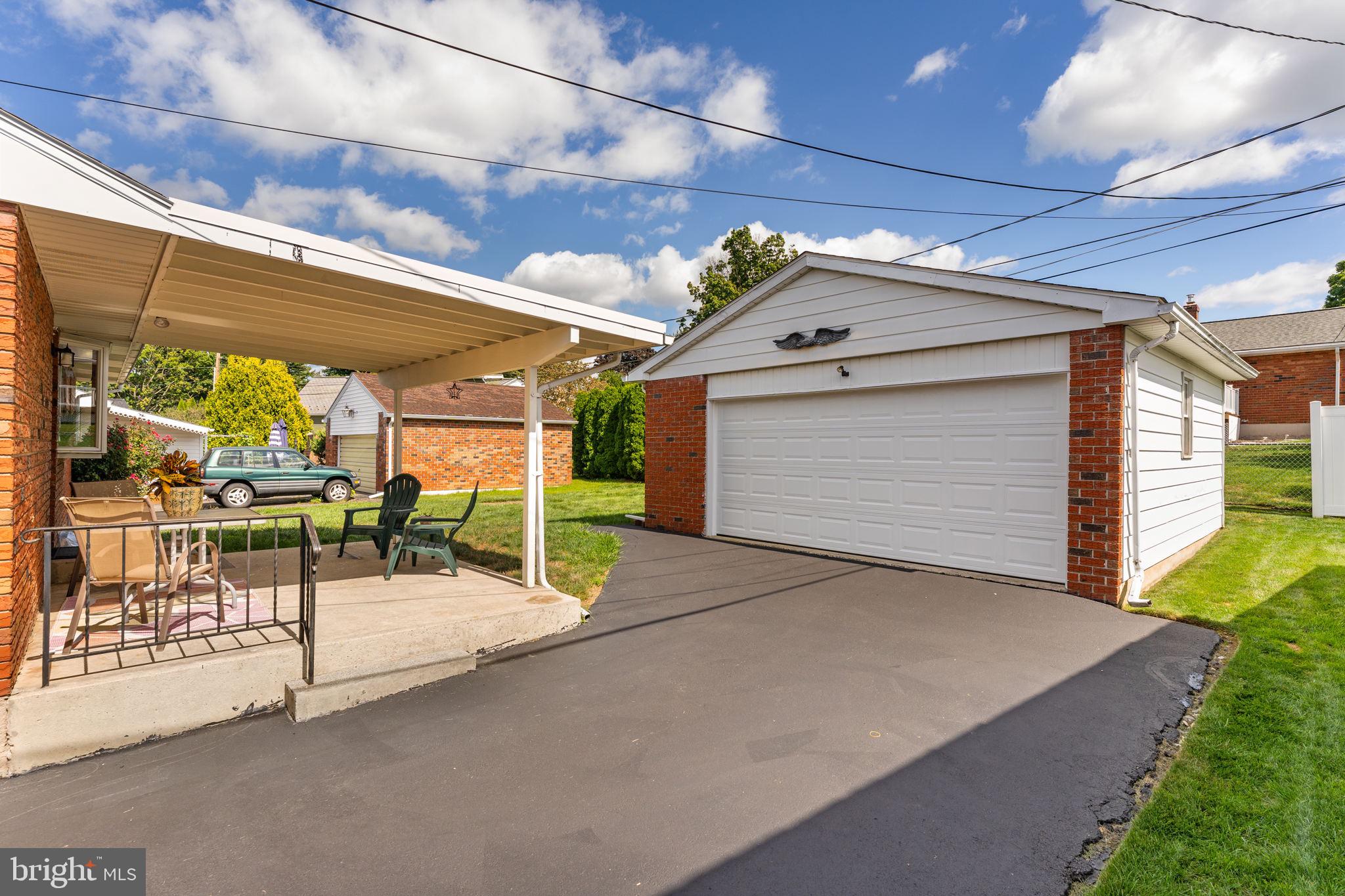 868 Elm Road Hellertown, PA 18055 - Photo 30 of 30 Gallery Image 30