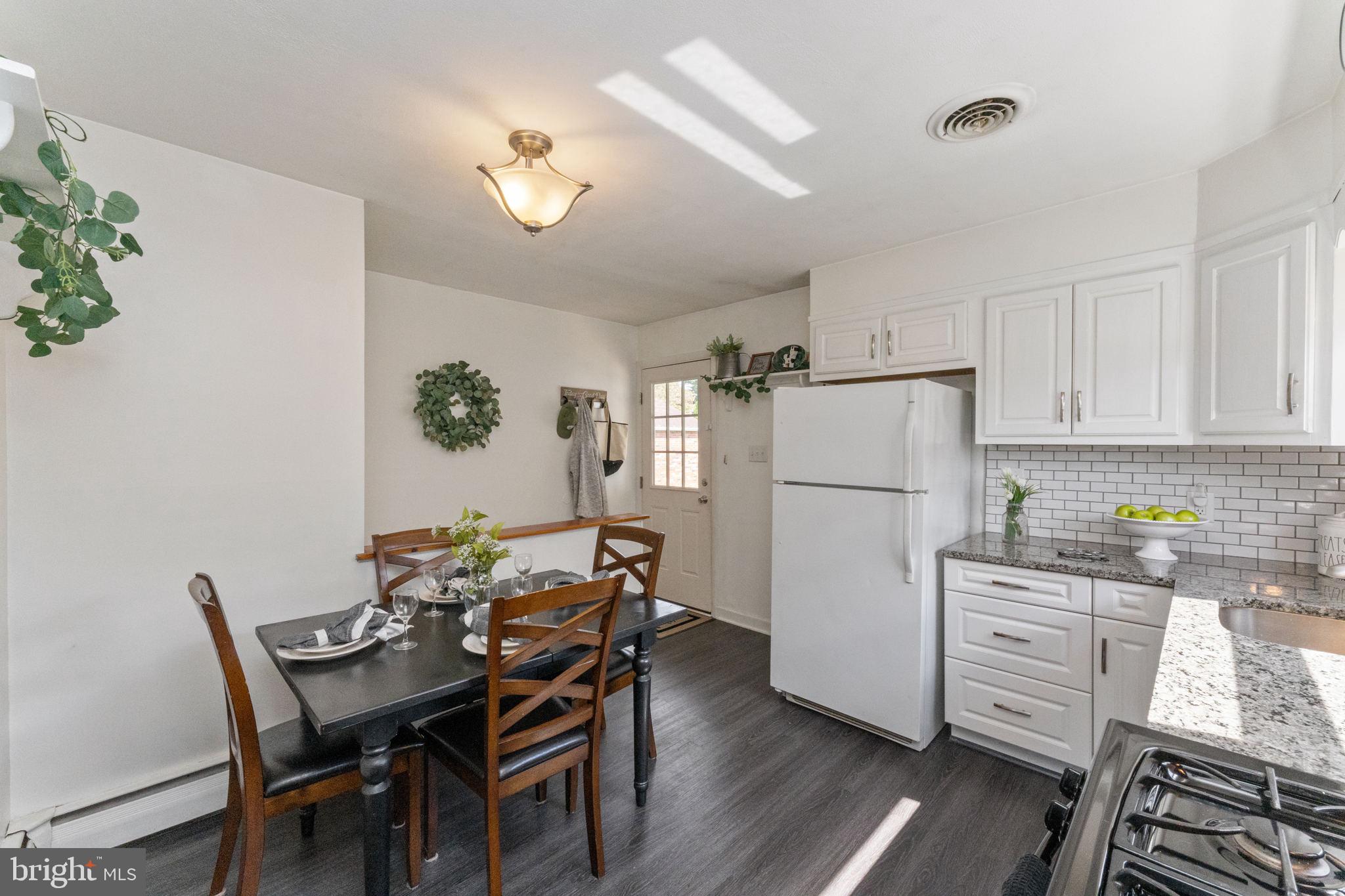 868 Elm Road Hellertown, PA 18055 - Photo 7 of 30 Gallery Image 7