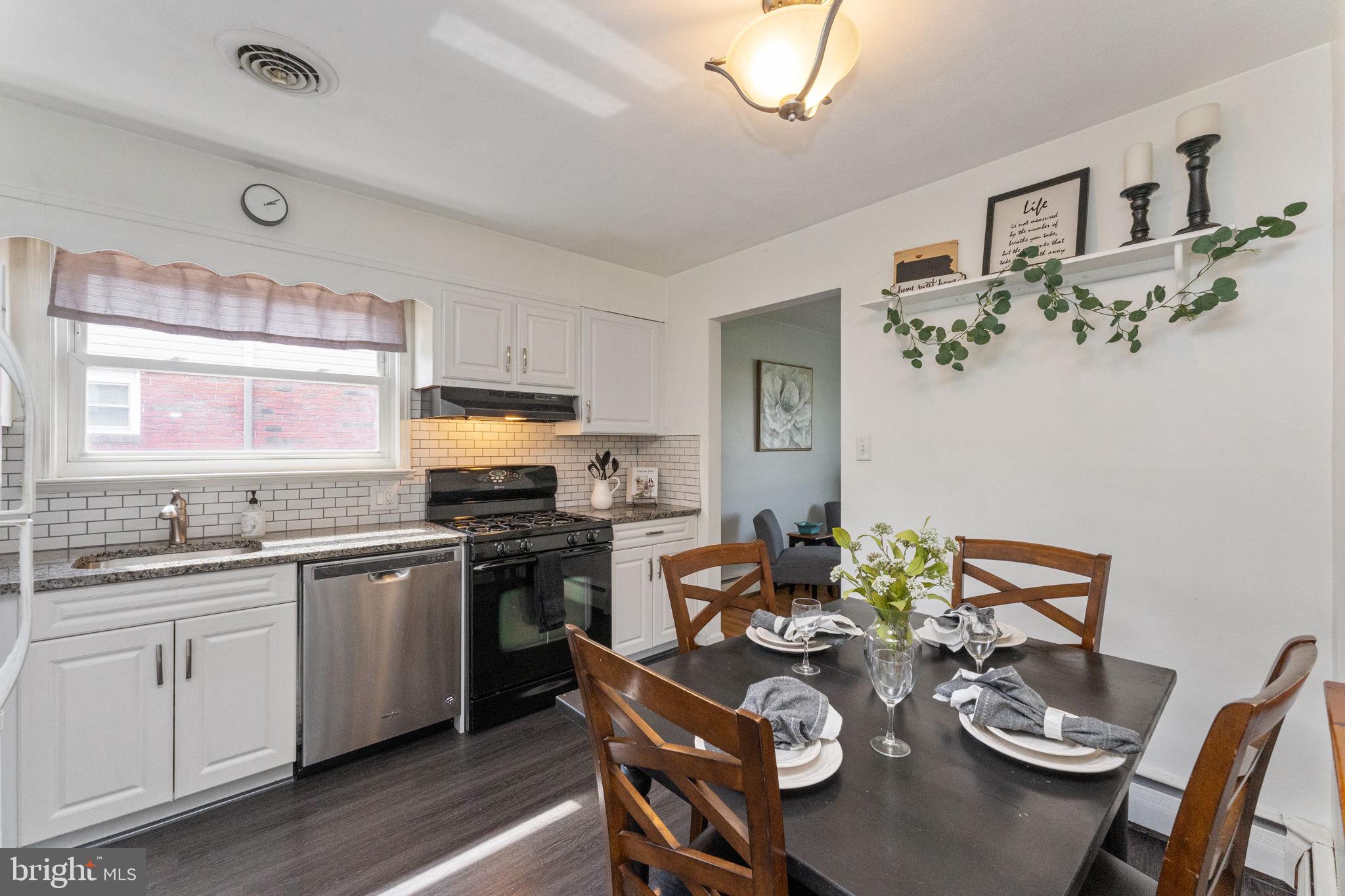 868 Elm Road Hellertown, PA 18055 - Photo 10 of 30 Gallery Image 10