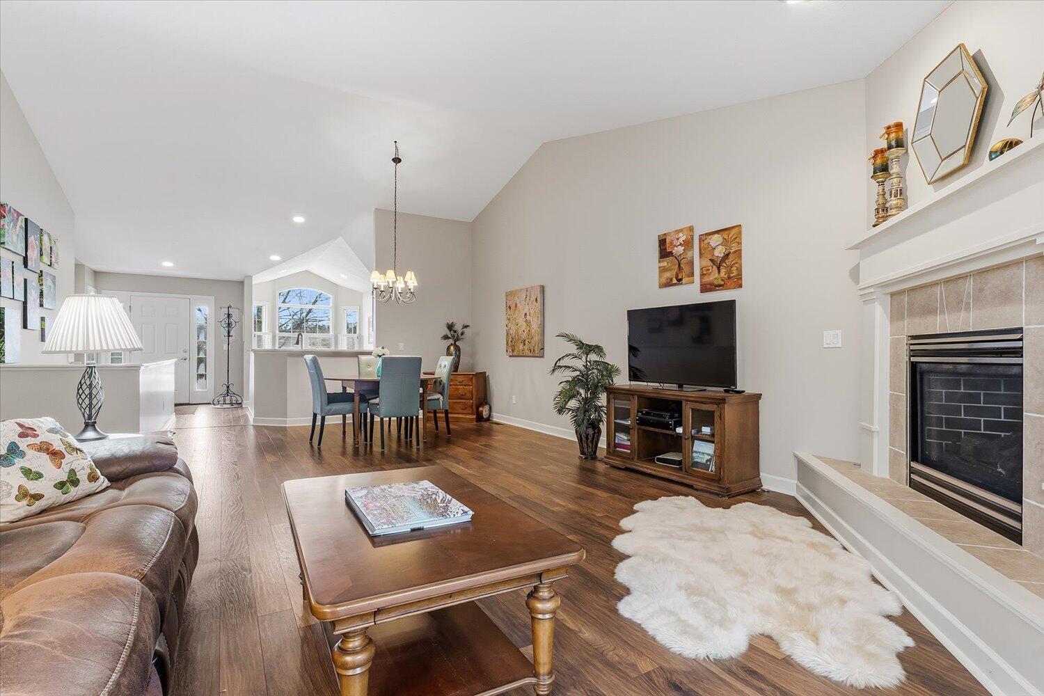 362 Round Hill Road Kalamazoo, MI 49009 - Photo 11 of 43 12-WM362roundhillrd-23