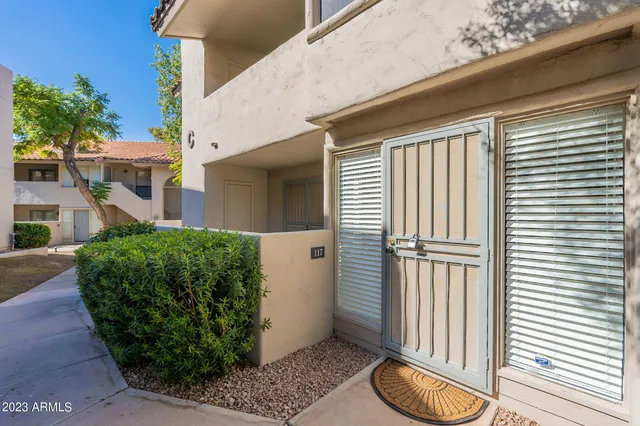 a view of outdoor space and garden