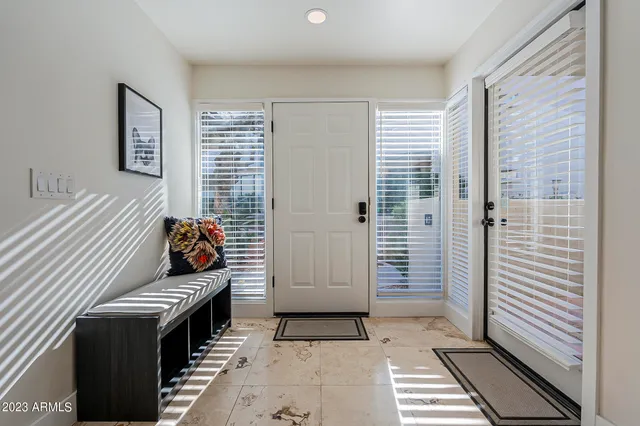 $3,650 | 1820 East Morten Avenue, Unit 117, Phoenix, AZ 85020