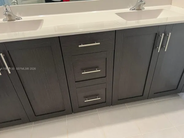 $3,950 | 20564 Northeast 5th Place, Miami, FL 33179