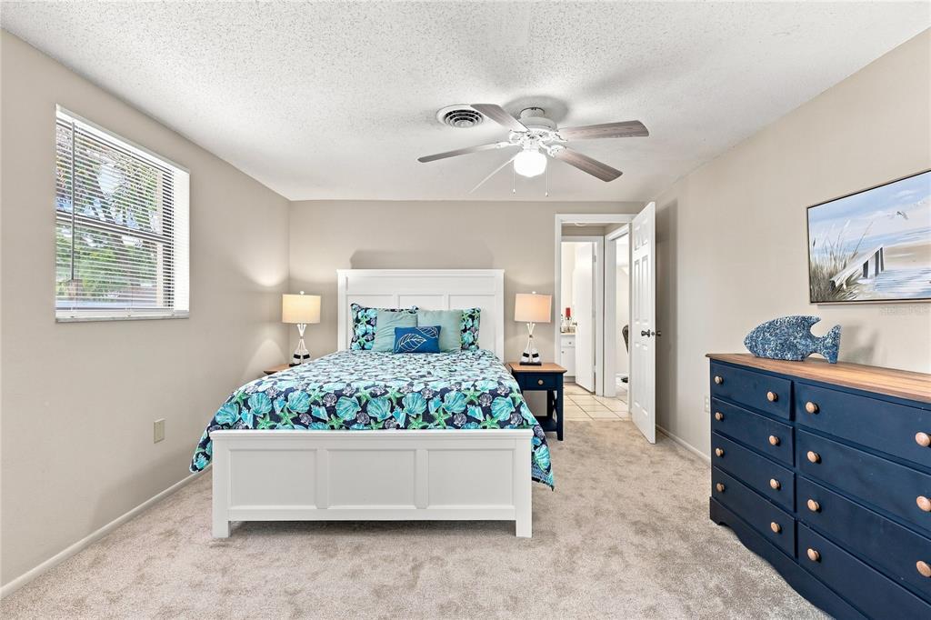 411 Plantation Road Venice, FL 34293 - Photo 15 of 34 Gallery Image 15