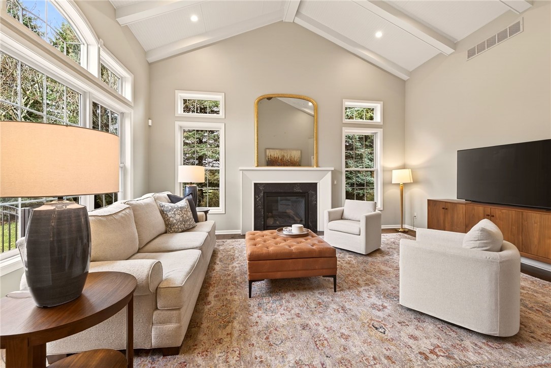 7 Laterra Way Penfield, NY 14580 - Photo 11 of 49