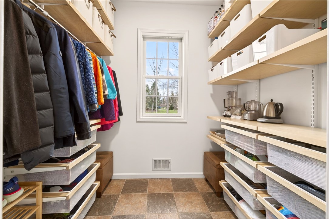 7 Laterra Way Penfield, NY 14580 - Photo 25 of 49