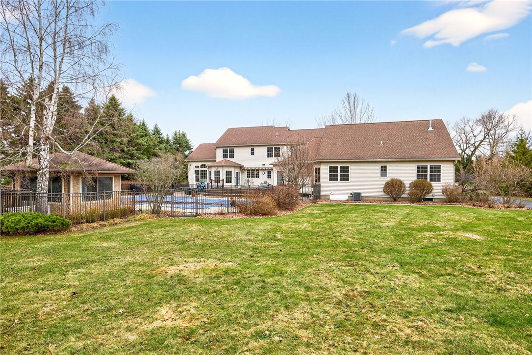 7 Laterra Way Penfield, NY 14580 - Photo 46 of 49