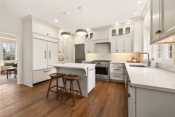 $1,100,000 | 7 Laterra Way, Penfield, NY 14580