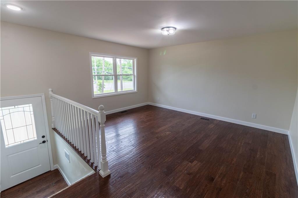 5201 Pickett Road St. Joseph, MO 64503 - Photo 5 of 38