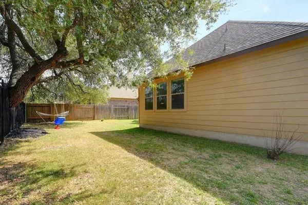 $2,700 | 452 Monahans Drive, Georgetown, TX 78628